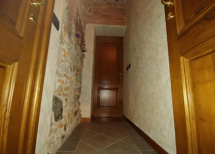 Tangohotel 4* Лукка