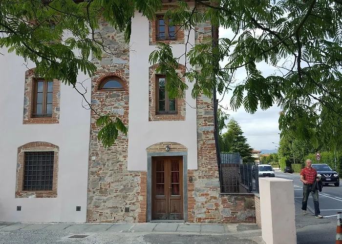 Tangohotel Гостевой дом 4*