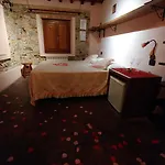 Tangohotel בית הארחה לוקה