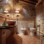 Konukevi Tangohotel 4*
