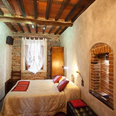Guest house Tangohotel 4*