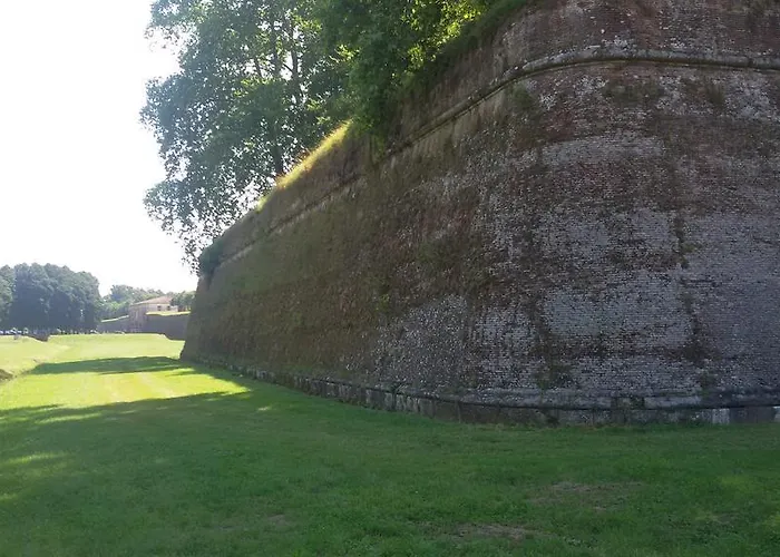 ゲストハウス タンゴ 4*