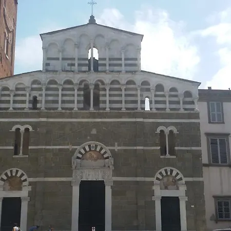 Affittacamere Tangohotel Lucca